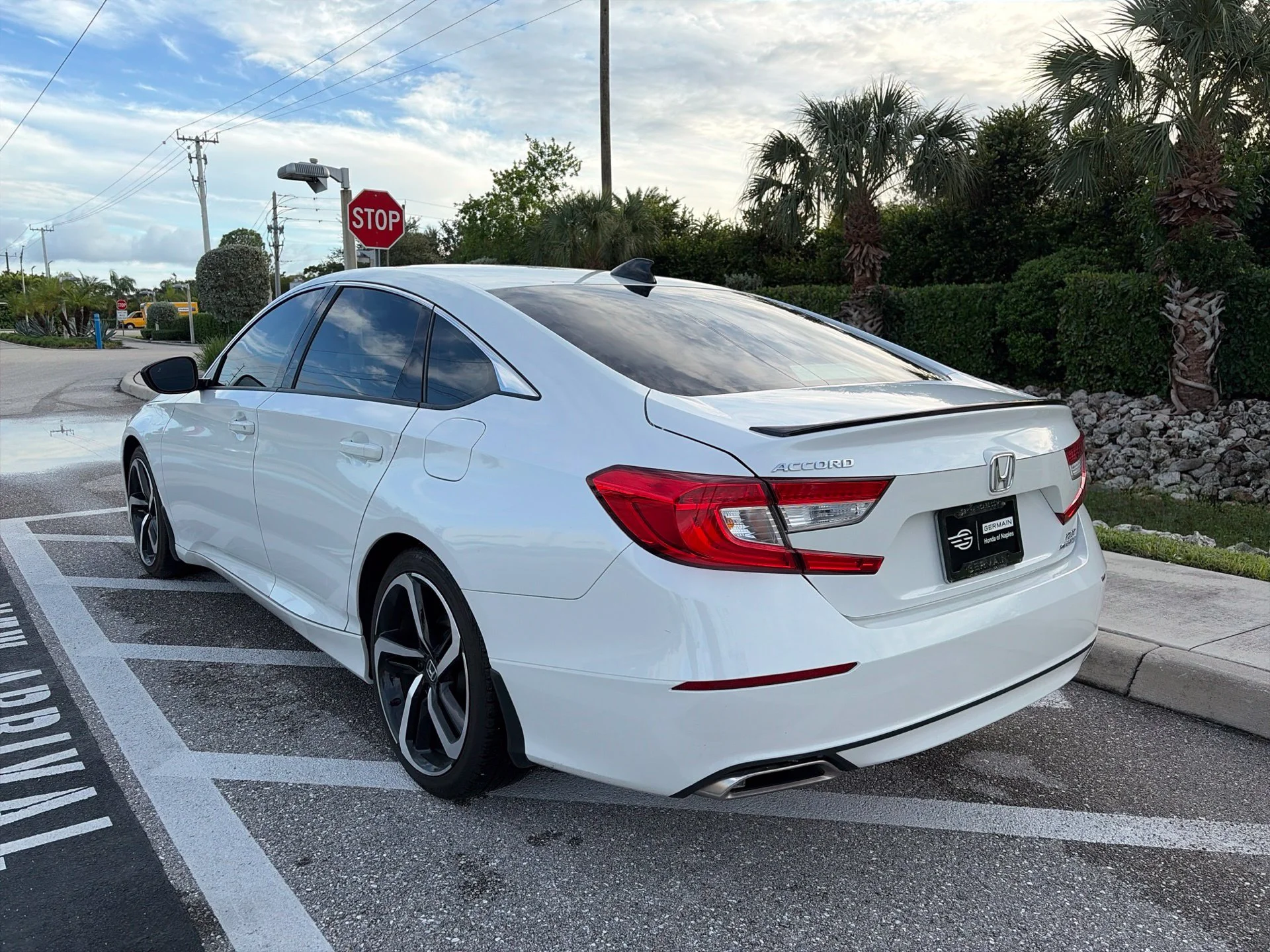 Certified Used 2022 Platinum White Pearl Honda Sport 2.0T image 9