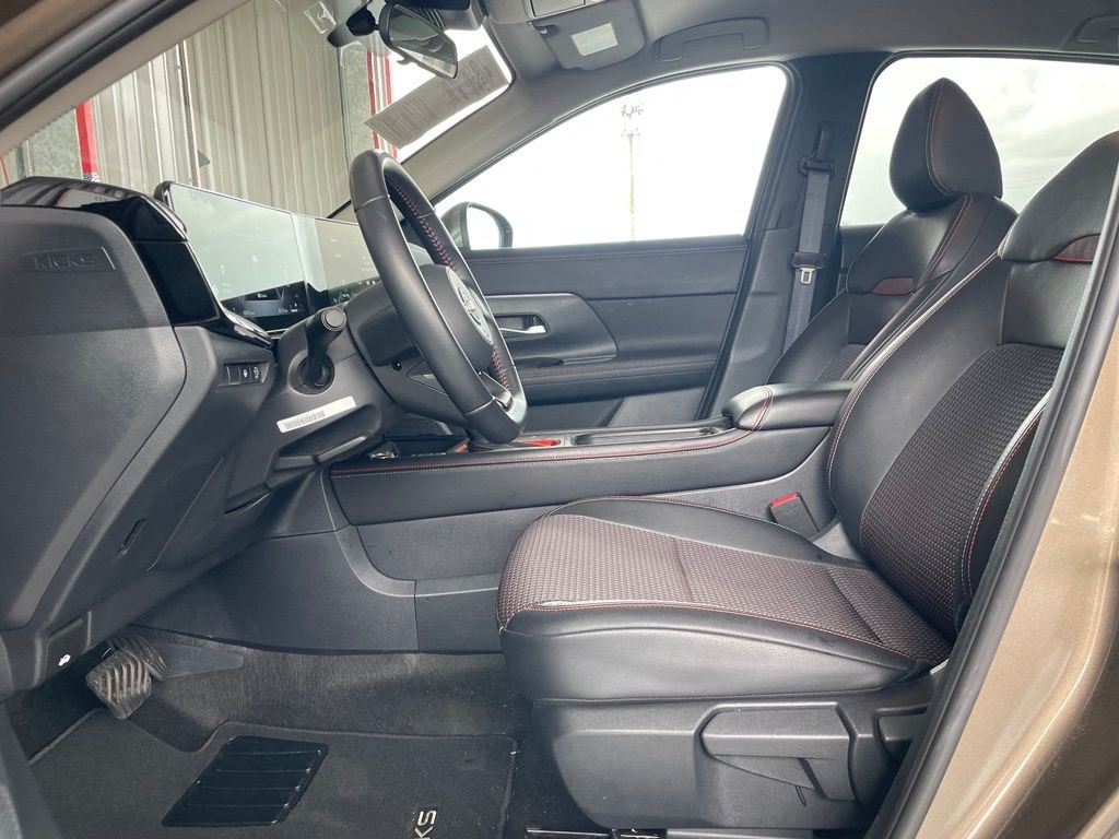 Certified Used 2025 Brown Nissan SR image 10