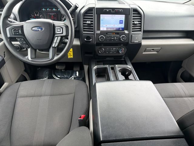 Used 2019  Ford XL image 12