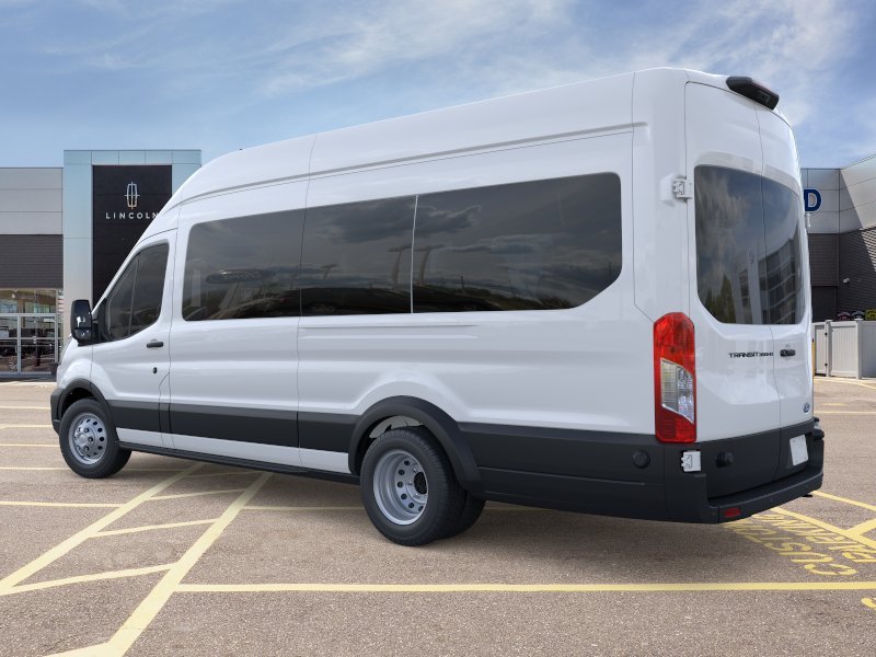 New 2026 Oxford White Ford Passenger Van XL image 4
