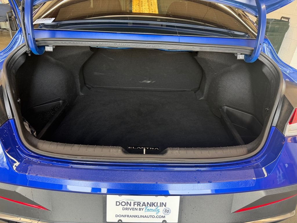Certified Used 2025 Blue Hyundai SEL Sport image 22