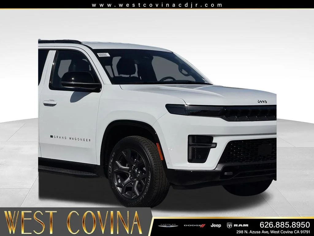 New 2026 Bright White Clear-Coat Exterior Paint Jeep Limited Altitude image 17