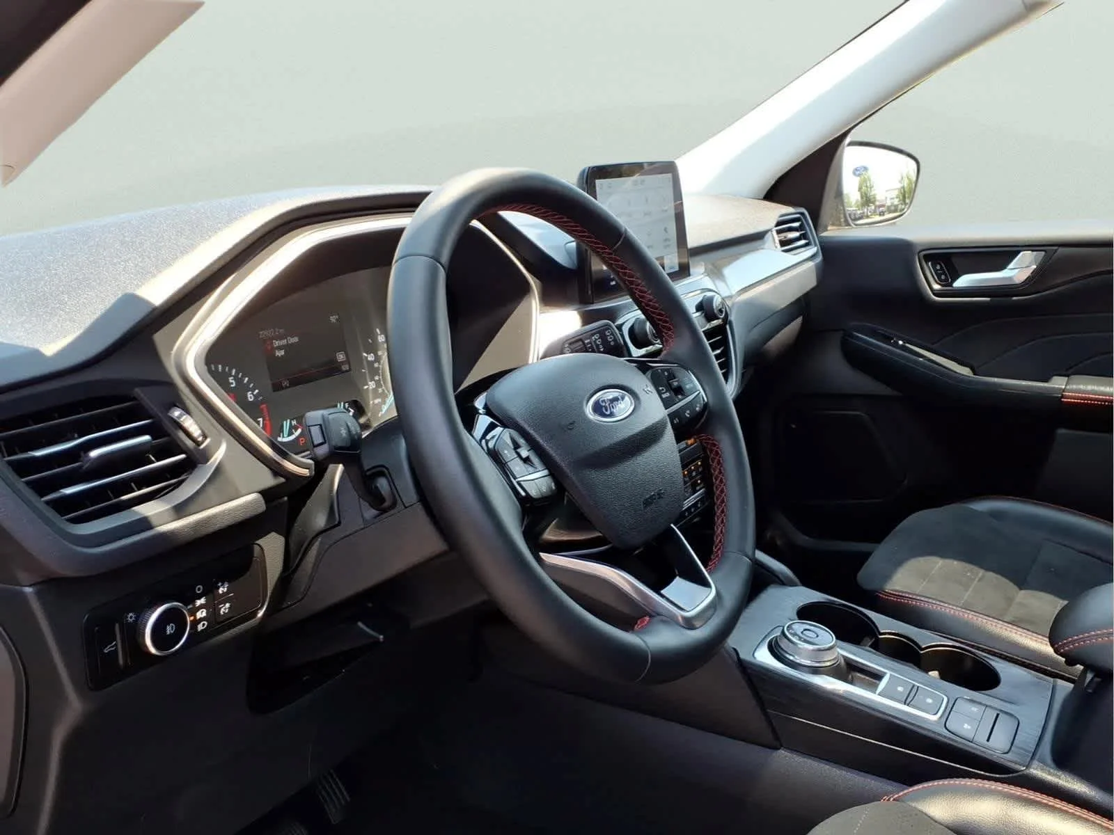 Used 2022 Agate Black Metallic Ford SEL image 14