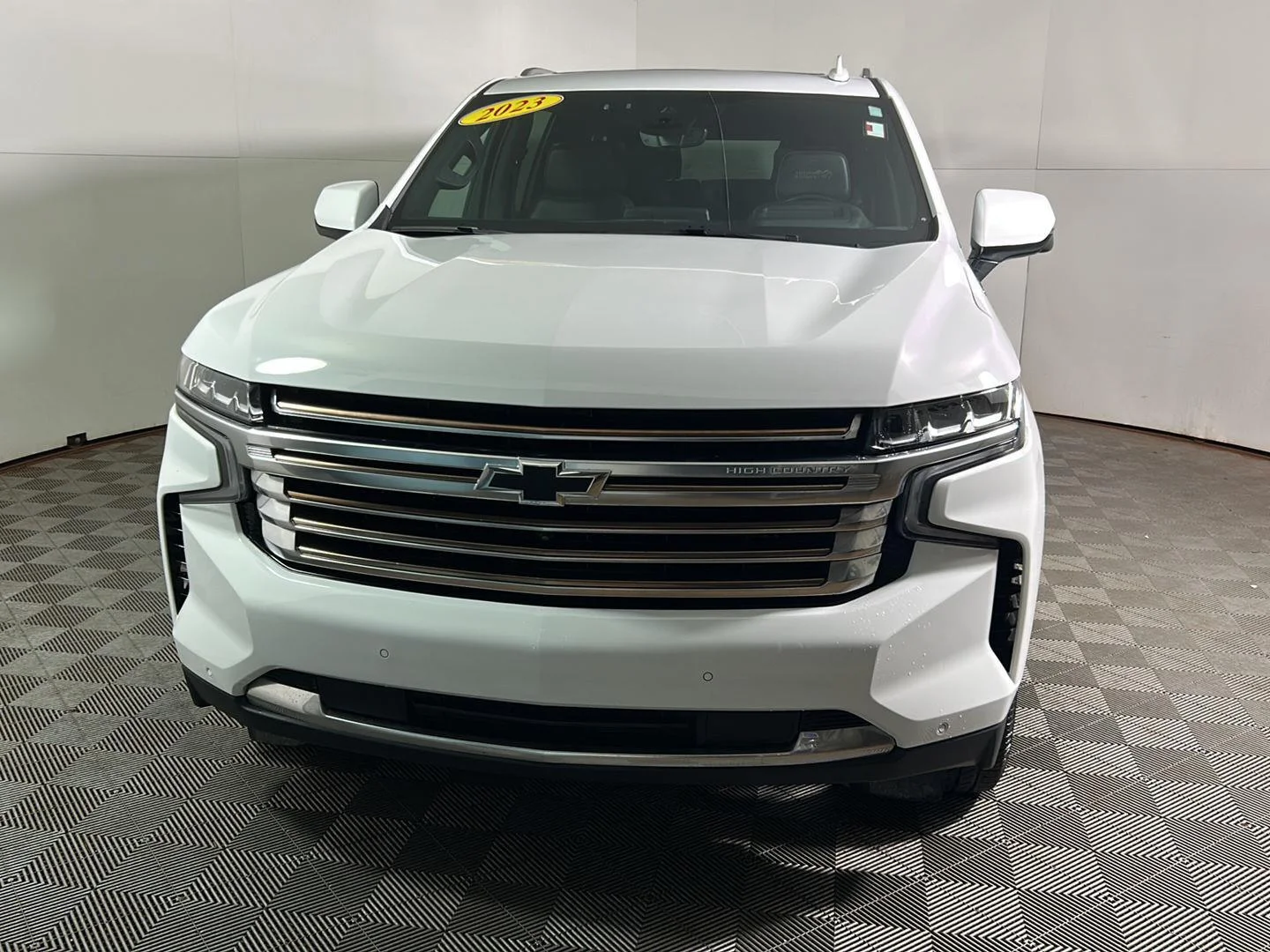 Used 2023 Summit White Chevrolet High Country image 13
