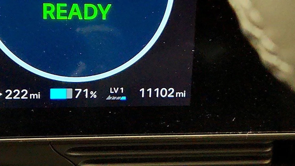 Used 2025 Digital Teal Hyundai Limited AWD image 16