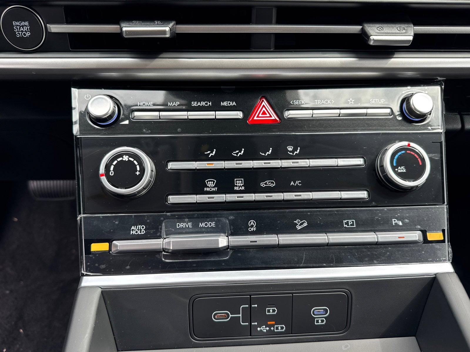 New 2026 Phantom Black Hyundai SE image 24