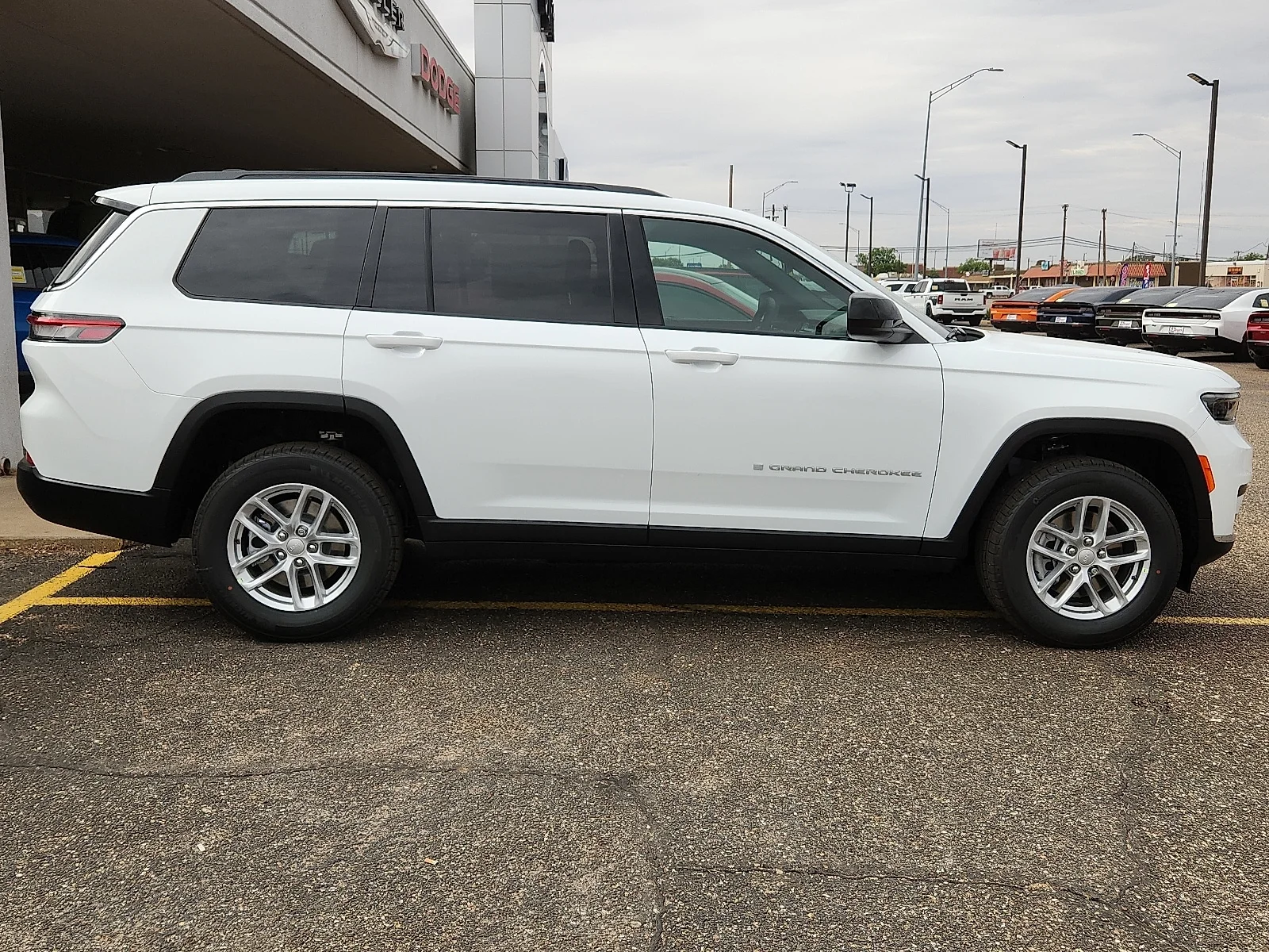 New 2026 White Jeep L LAREDO X 4X2 image 3