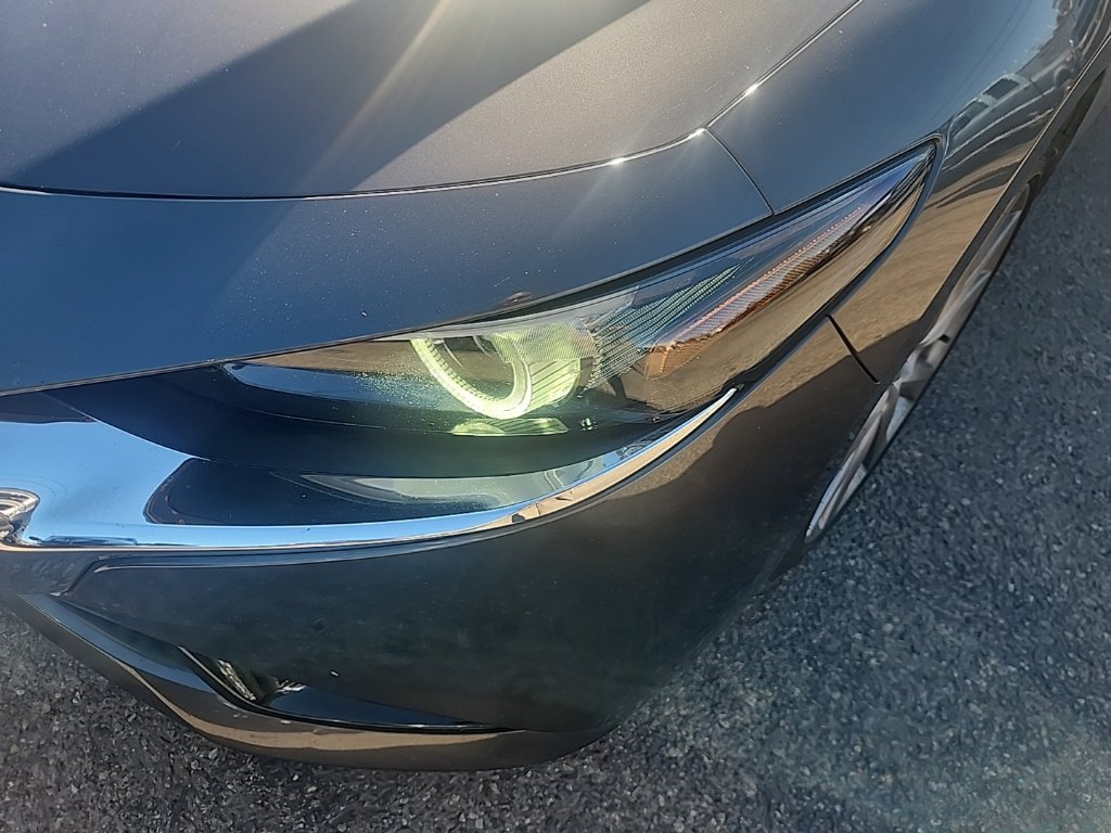 Used 2019 Machine Gray Metallic Mazda Premium image 5