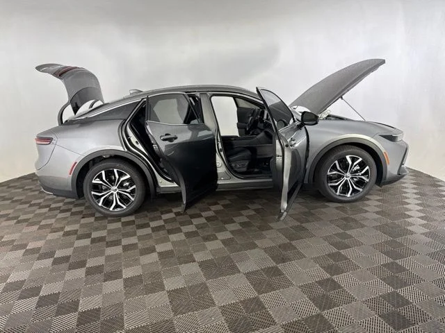Used 2024  Toyota Limited image 16