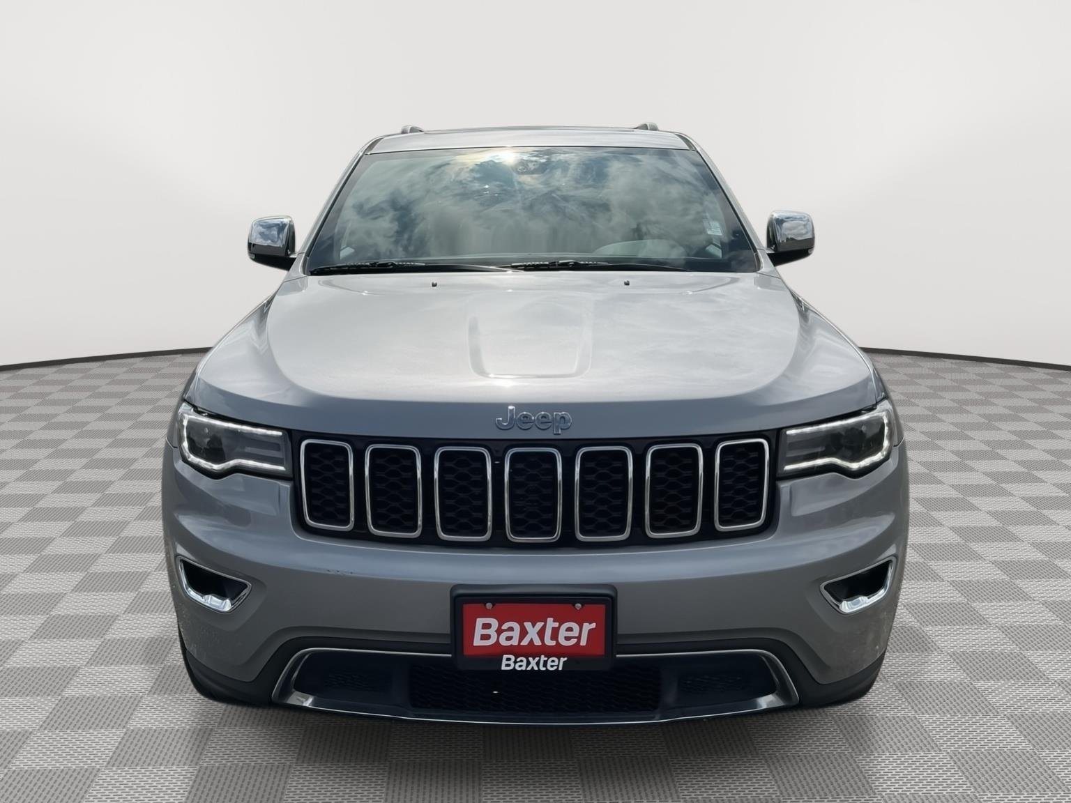 Used 2019 Billet Silver Metallic Clearcoat Jeep Limited image 20