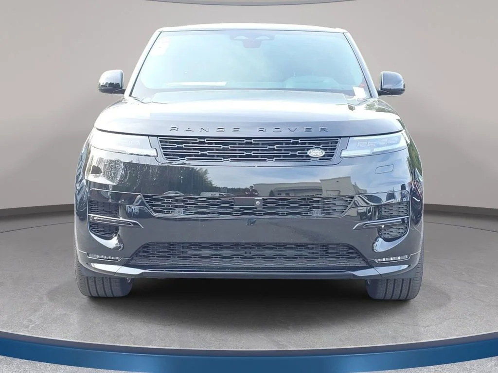 New 2025 Santorini Black LAND ROVER Dynamic SE image 2
