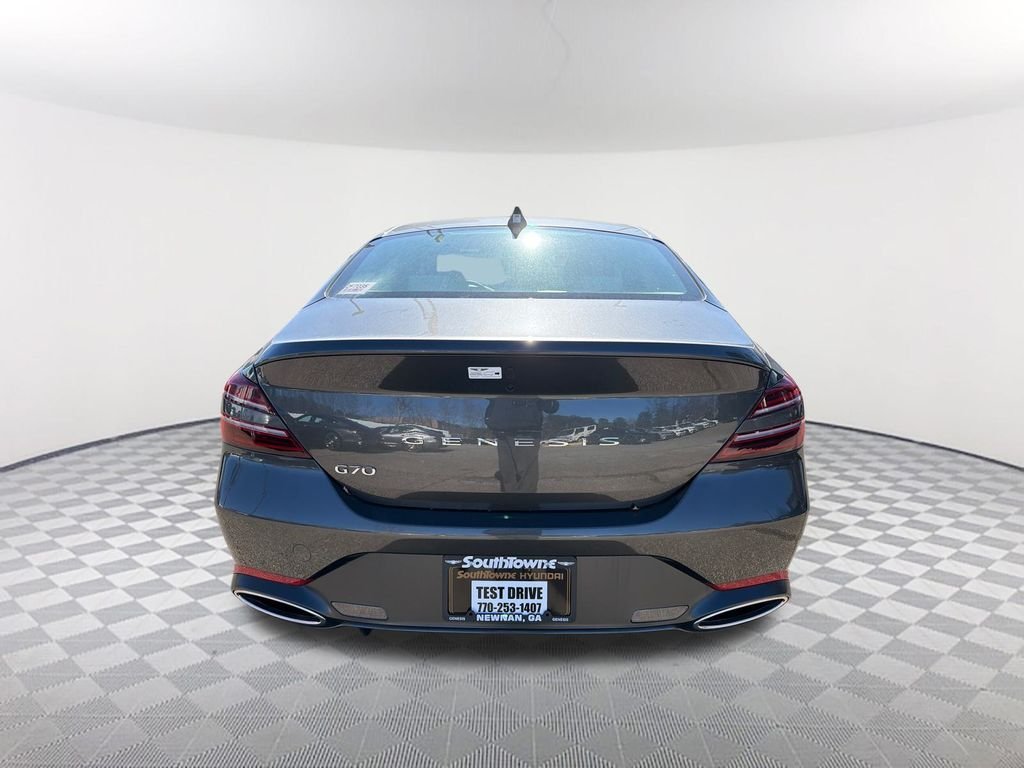 2026 GENESIS G70 Standard - Photo 6