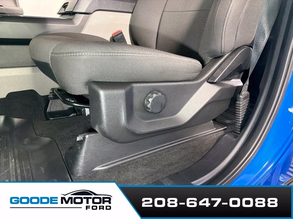 Certified Used 2019 Blue Metallic Ford XL image 12