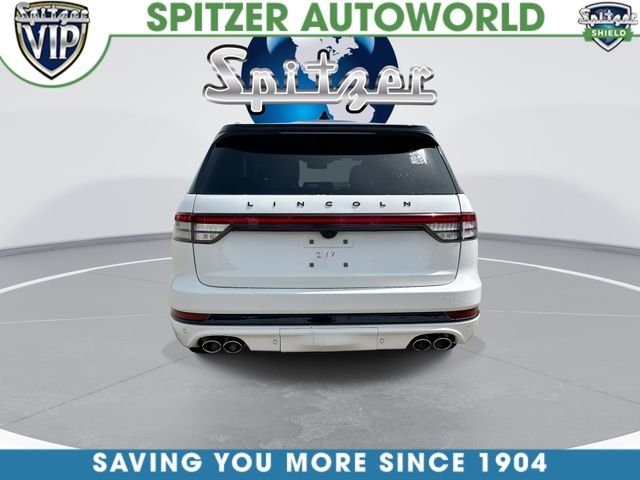 Used 2025 White Lincoln Black Label image 8