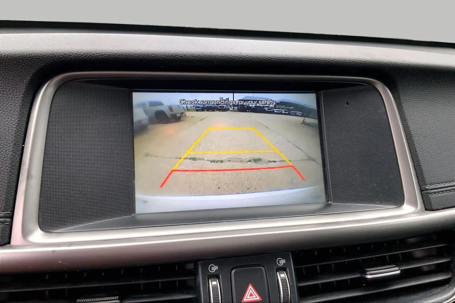 Used 2018 Snow White Pearl Kia LX image 25