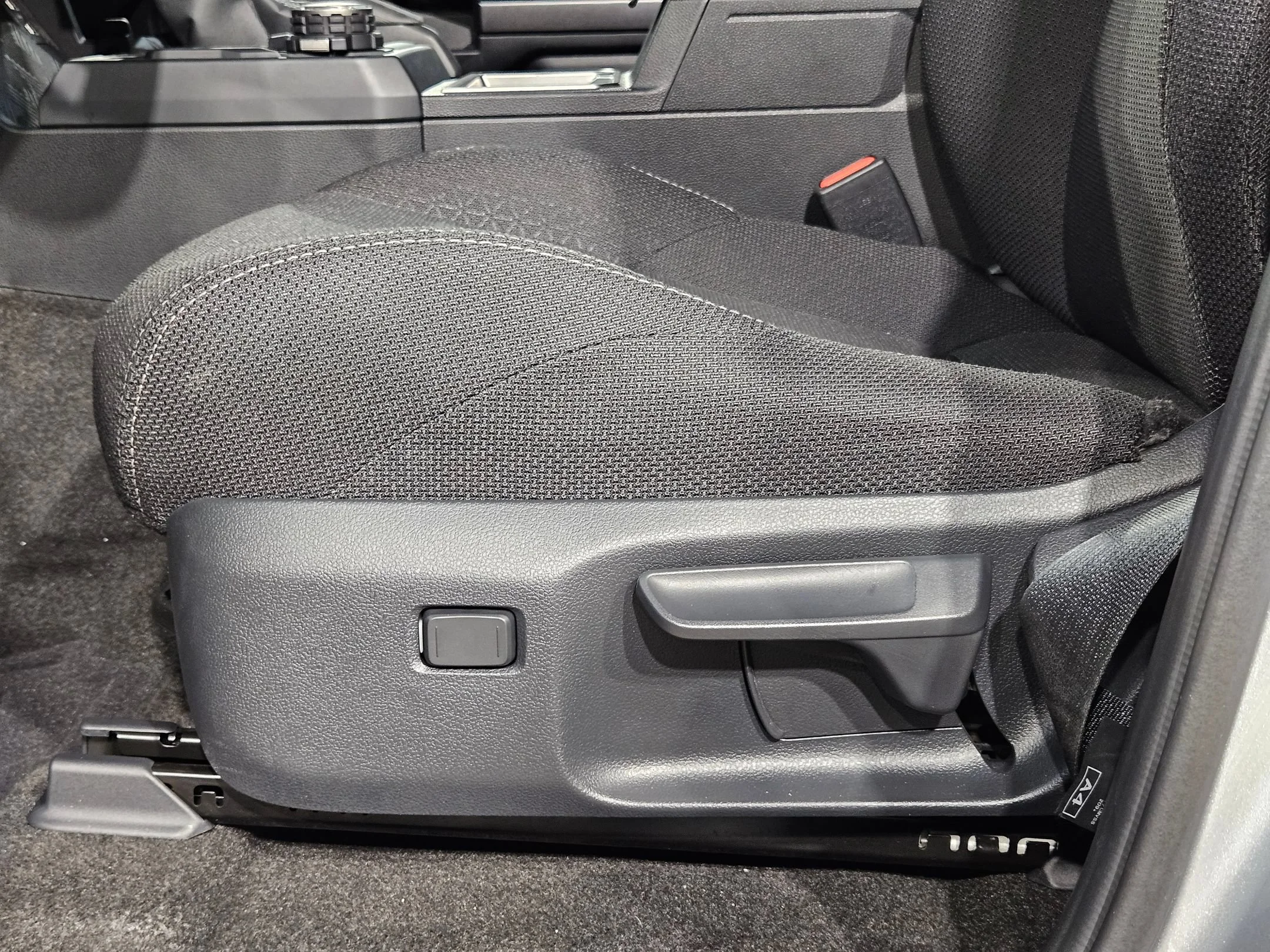 Used 2025 Cutting Edge Toyota SR5 image 23