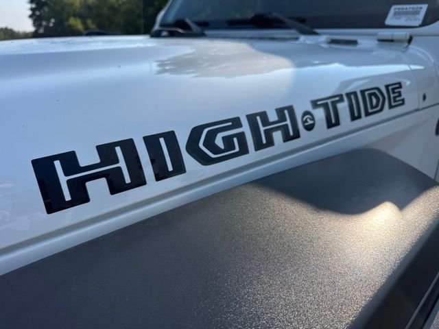 Used 2023 White Jeep High Tide image 19