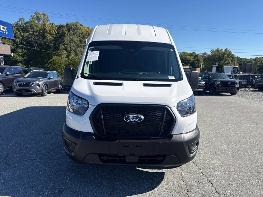 Used 2026 White Ford Base image 8