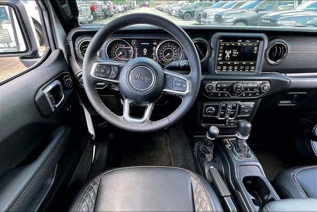 Used 2023 White Jeep Overland image 8