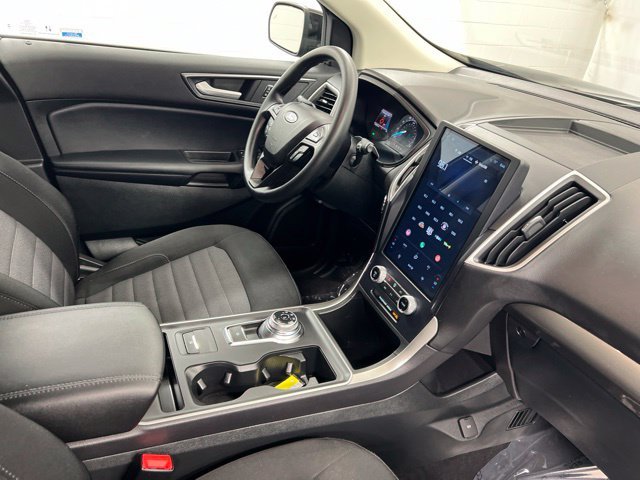 Used 2023 Agate Black Metallic Ford SE image 23