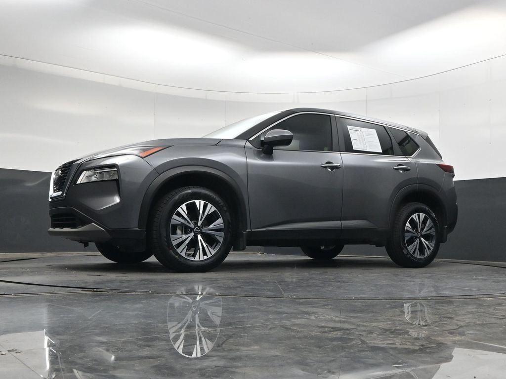 Used 2023 Gray Nissan SV image 39