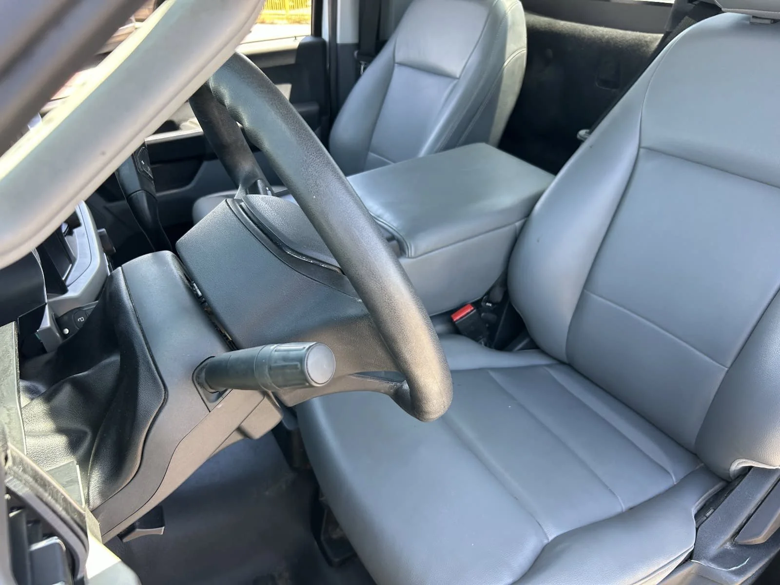 Used 2021 Oxford White Ford XL image 20