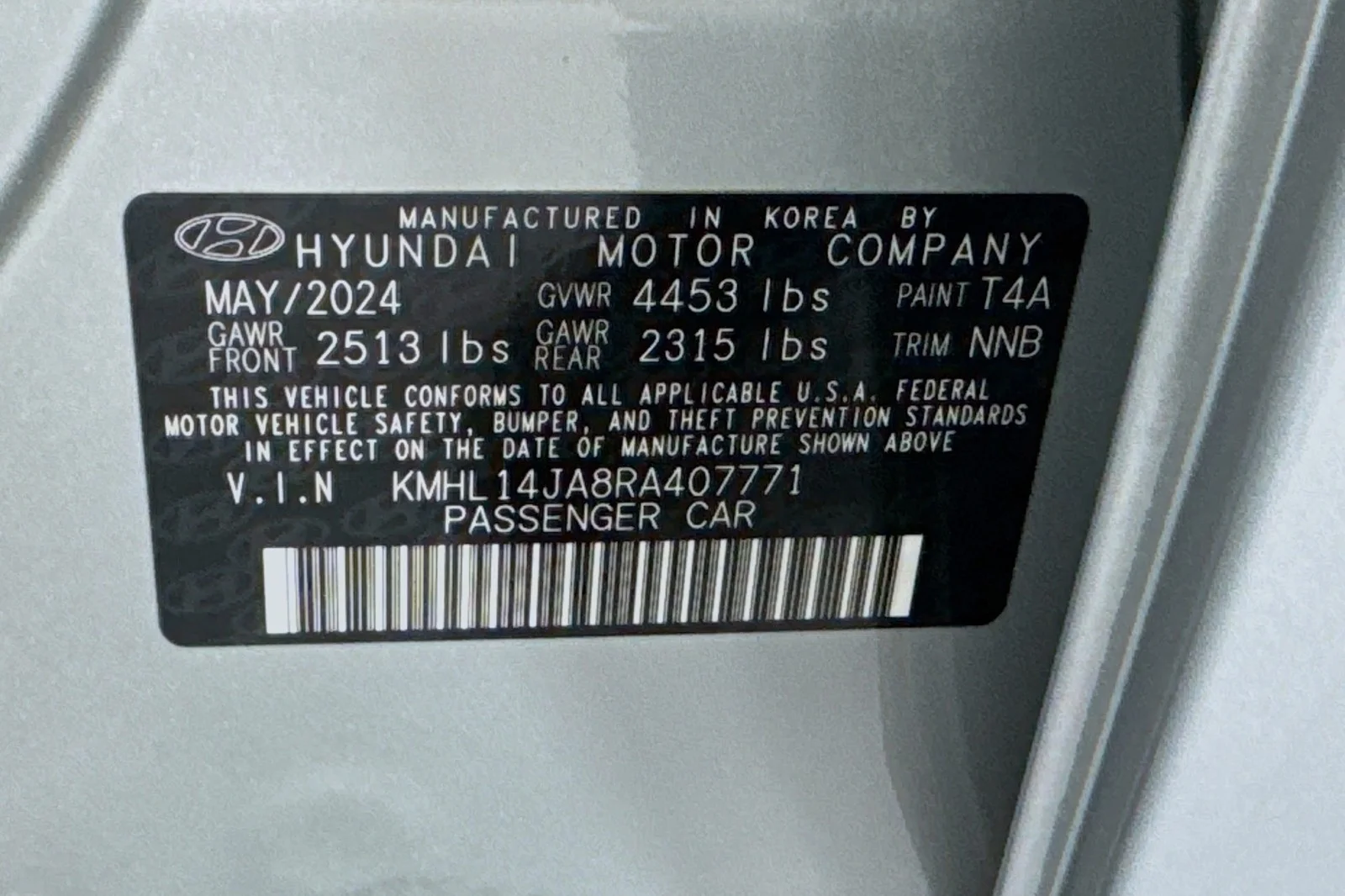 Used 2024 Aero Silver Hyundai SEL FWD image 25