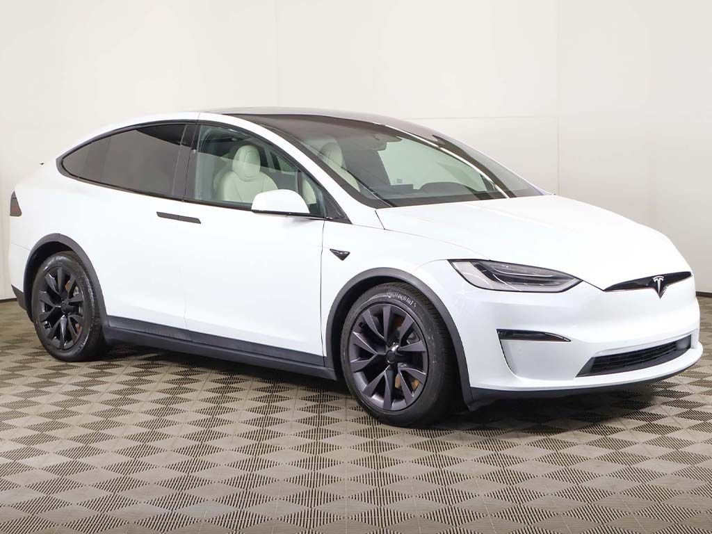 Used 2022 Tesla Model X Plaid with VIN 7SAXCBE64NF359958 for sale in Streetsboro, OH
