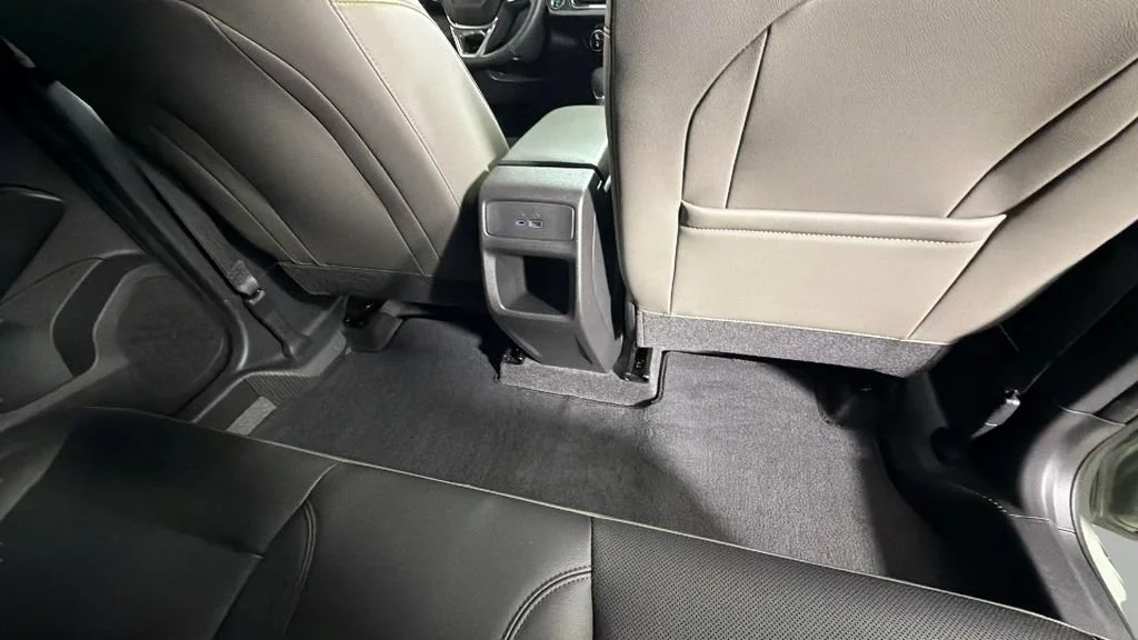 Used 2025 Cacti Green Chevrolet ACTIV image 31