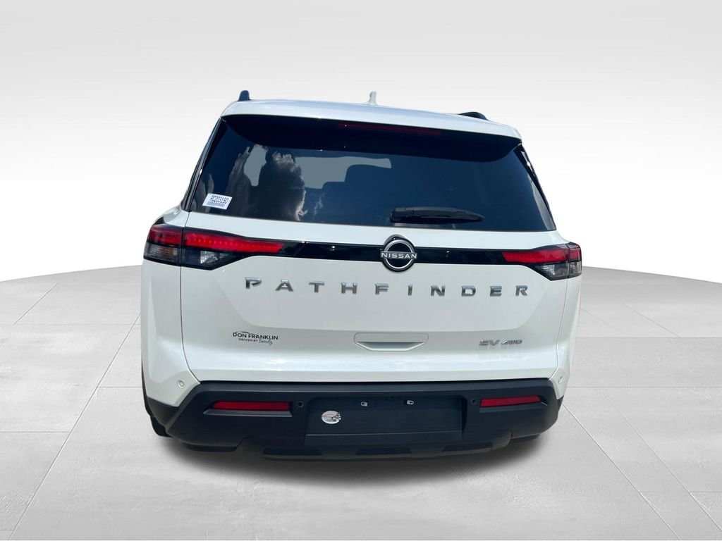 Used 2024 White Nissan SV image 4