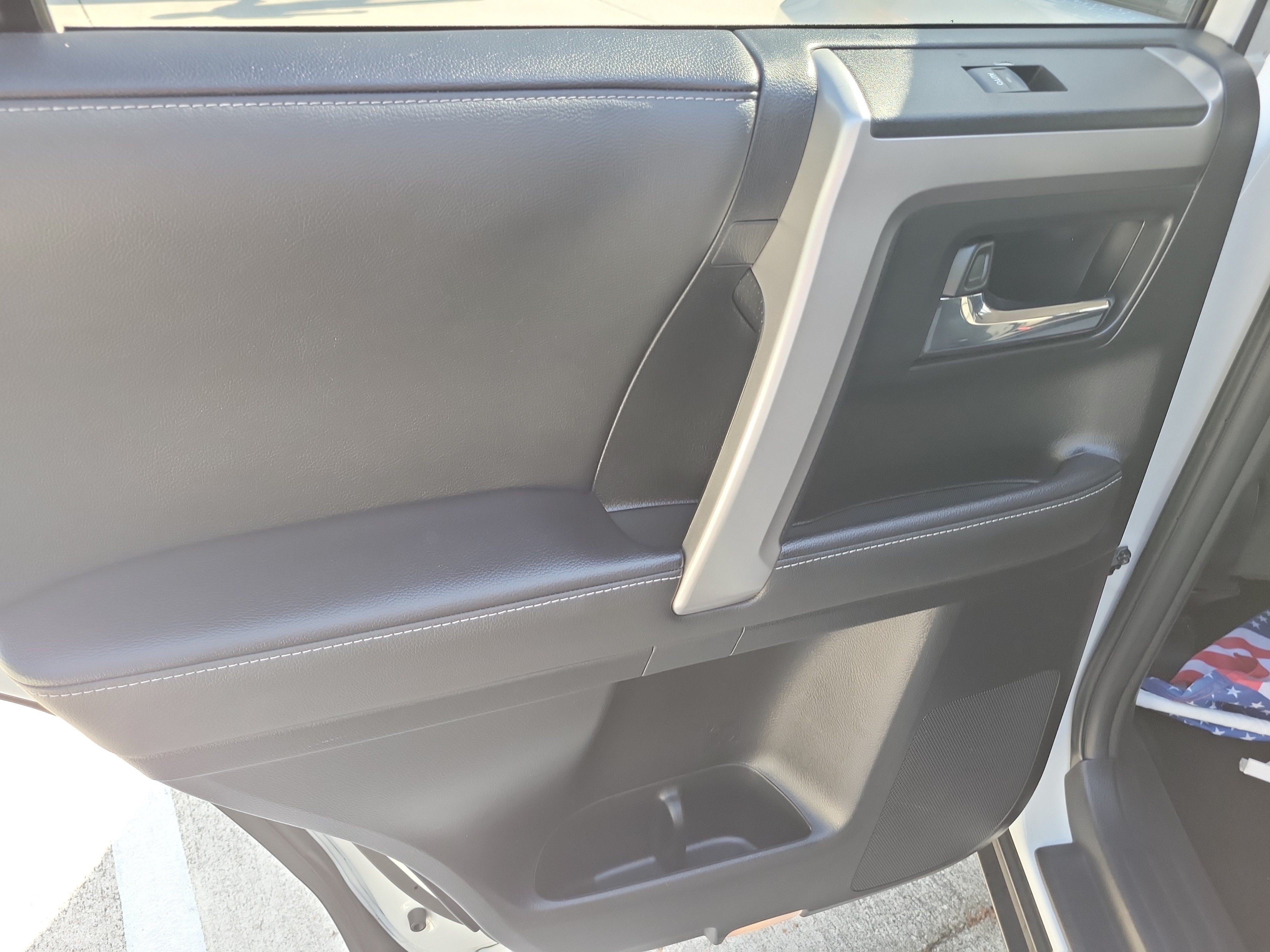 Used 2024 Ice Toyota SR5 image 12