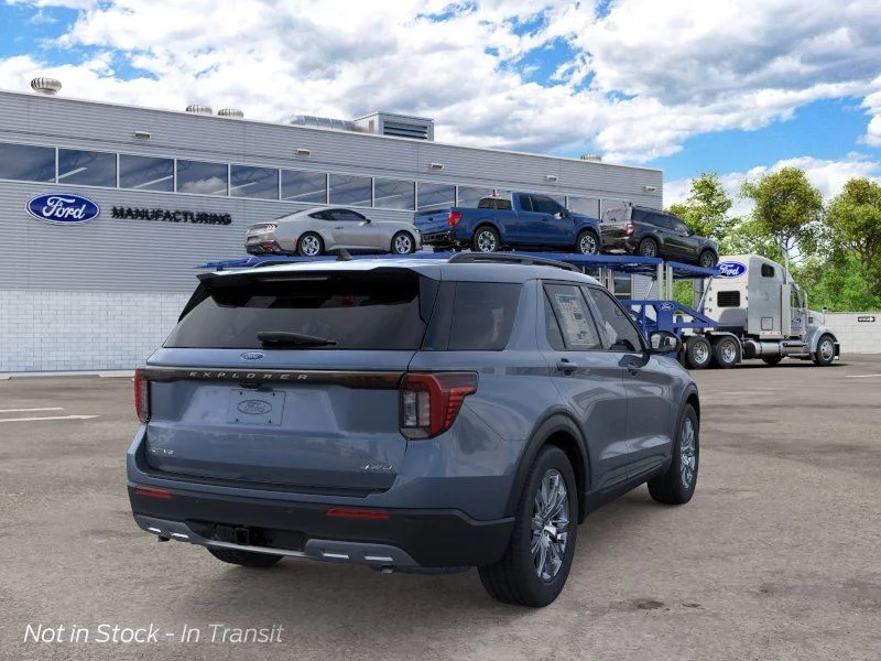 New 2026 Vapor Blue Metallic Ford Active image 9