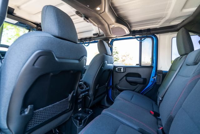 Used 2024 Blue Pearl Jeep Rubicon image 18
