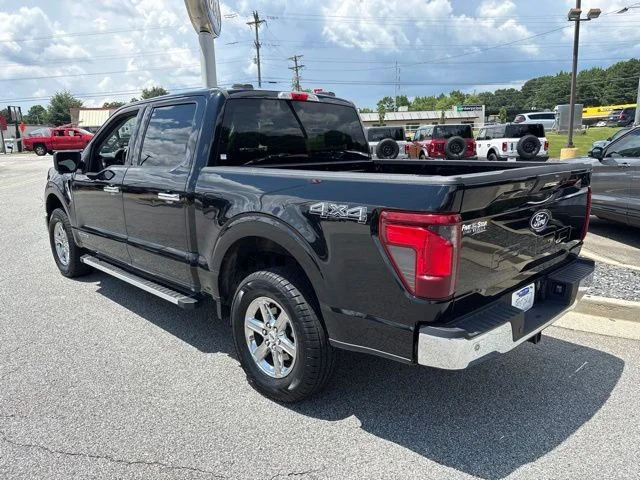 Used 2024 Black Ford XLT image 6