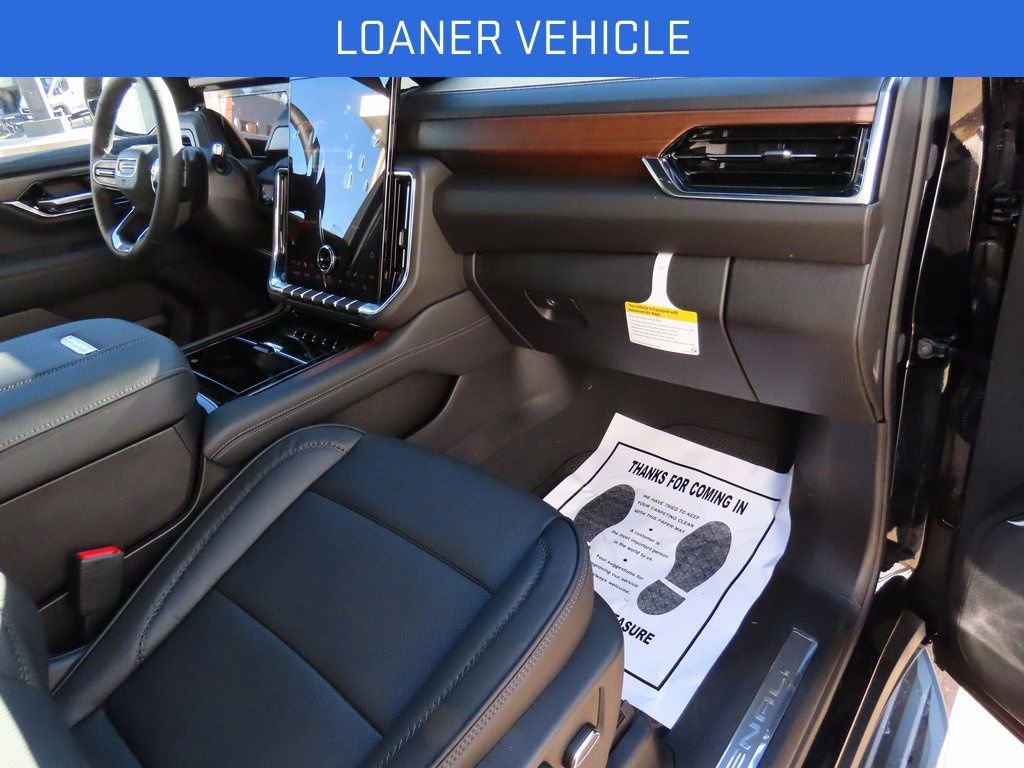 2026 GMC Yukon XL Denali - Photo 13