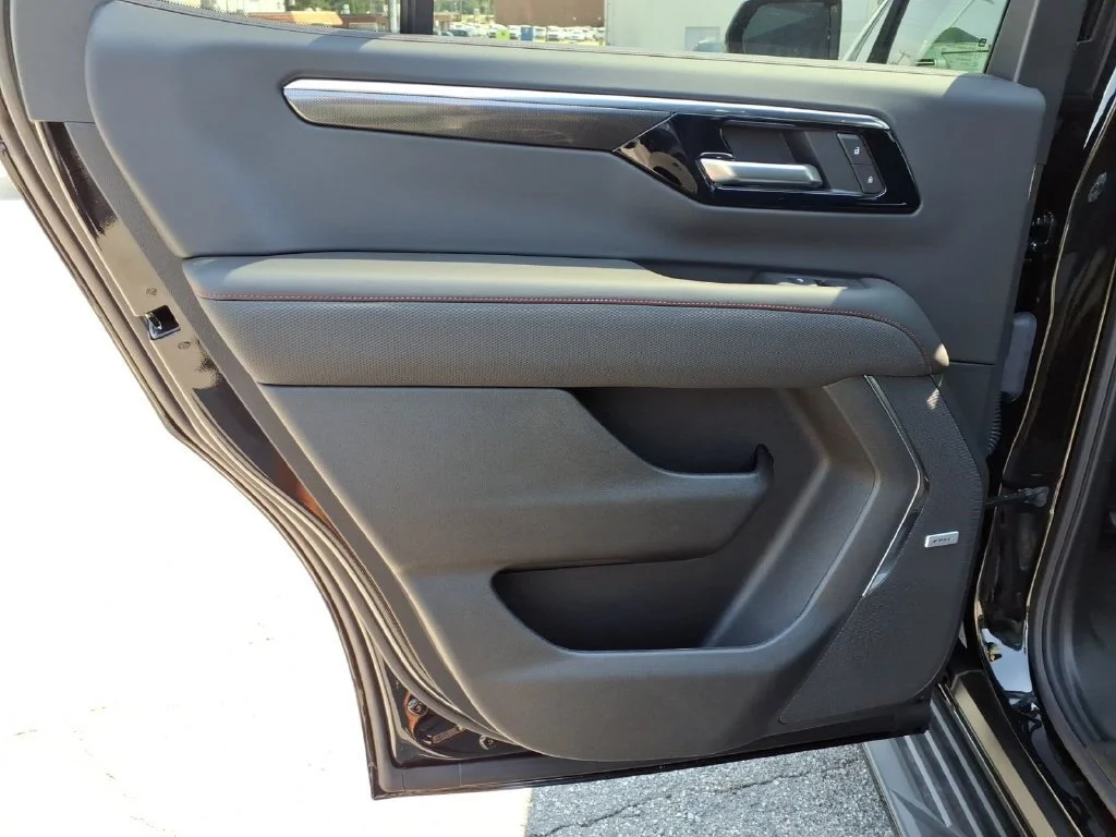 2026 Chevrolet Tahoe RST - Photo 29