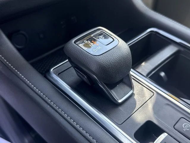 Used 2023 Black Nissan SL image 7