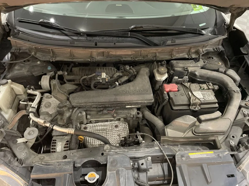 Used 2020 Gun Metallic Nissan SL image 31