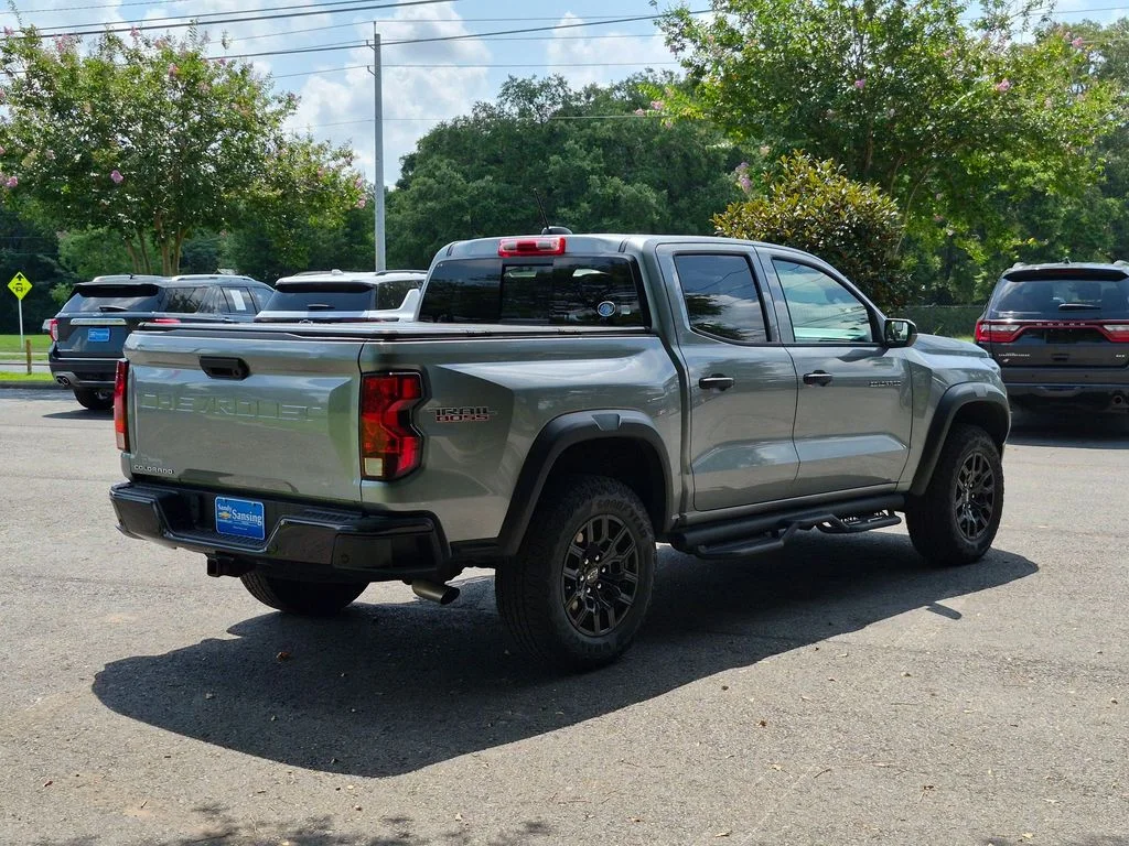 Used 2025 Gray Chevrolet Trail Boss image 5