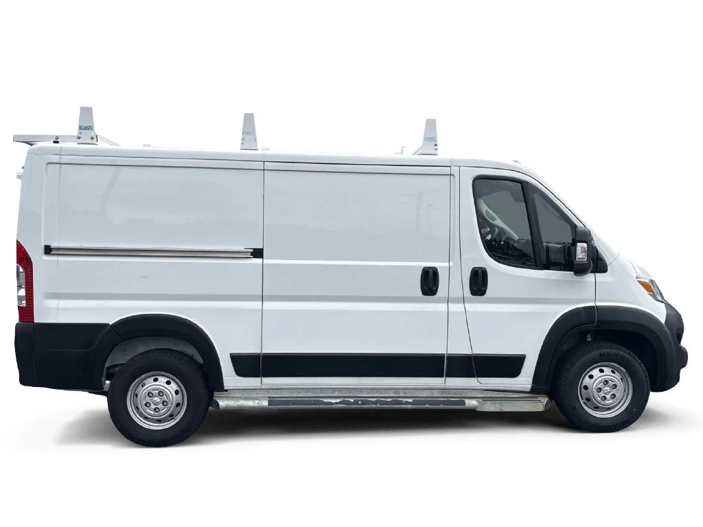 Used 2023 Bright White Cl Ram 2500 LOW ROOF 136 image 4
