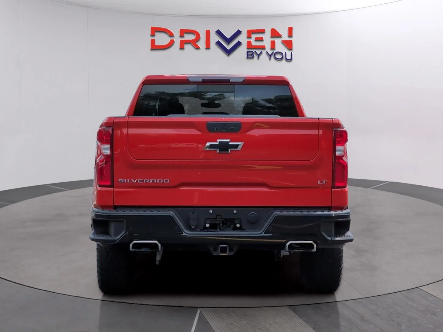 Used 2021 RED HOT Chevrolet LT Trail Boss image 4