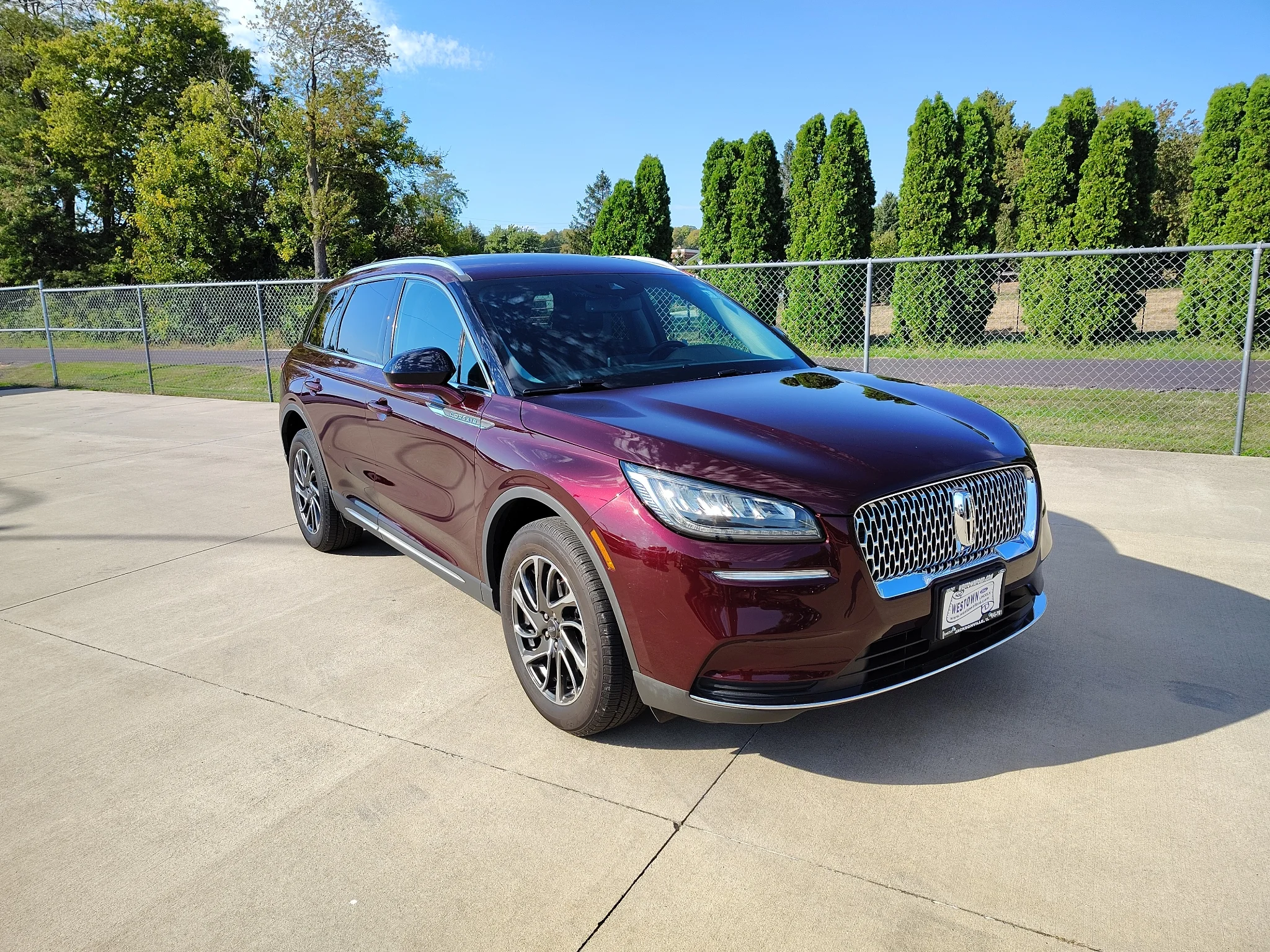 Used 2020 Burgundy Velvet Lincoln  image 26