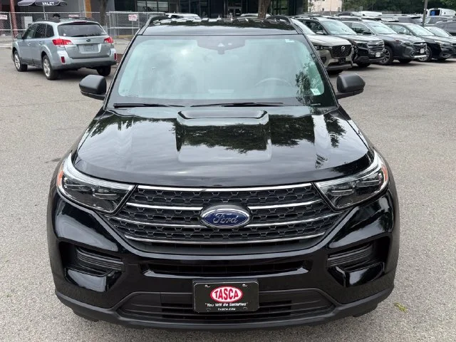 Used 2023 Black Ford XLT image 2