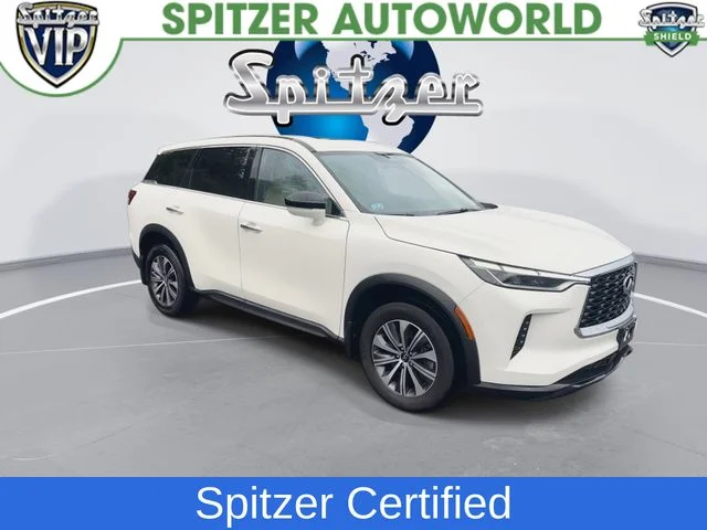 Certified Used 2023 White INFINITI PURE image 2