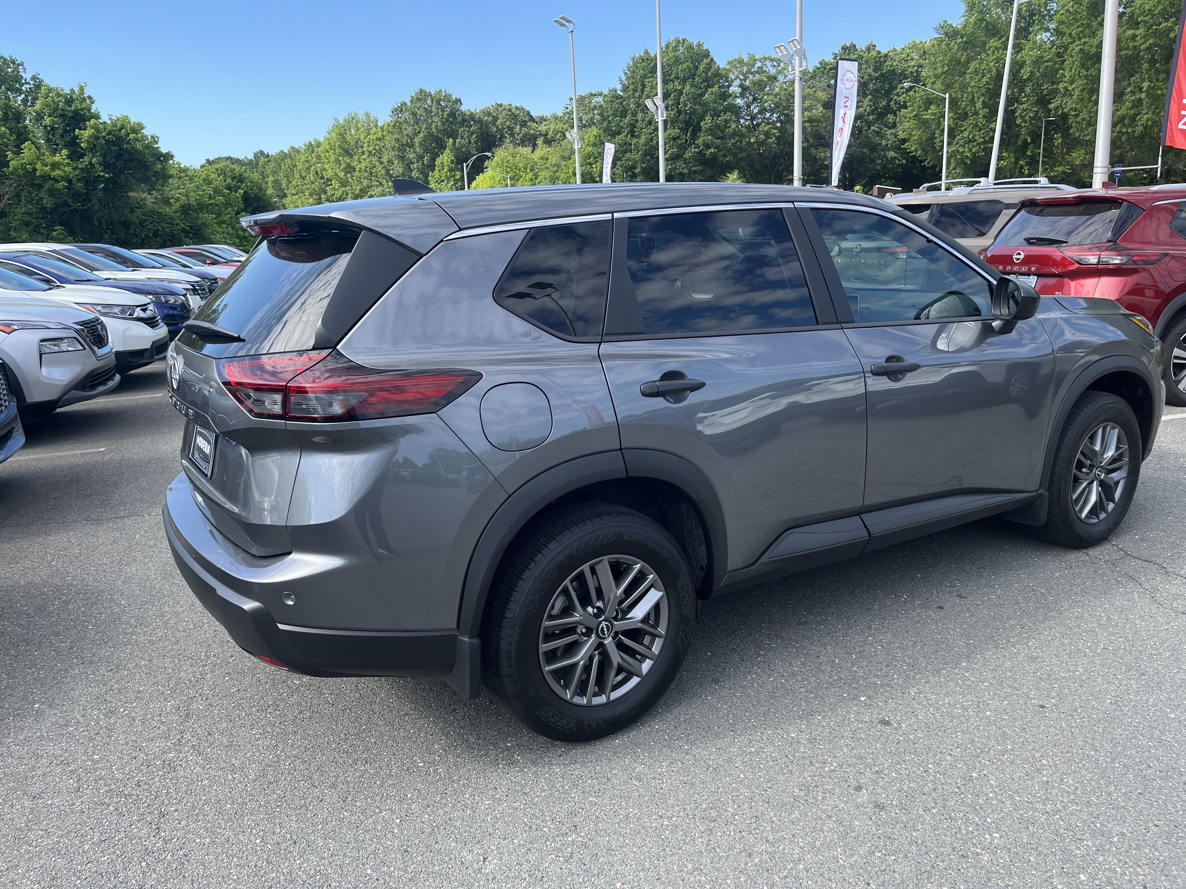 Used 2026 Gun Metallic Nissan  image 5