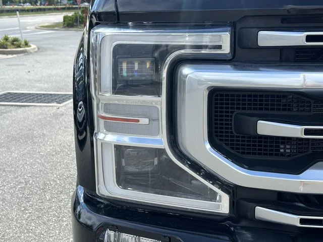 Used 2022 Black Ford Platinum image 9