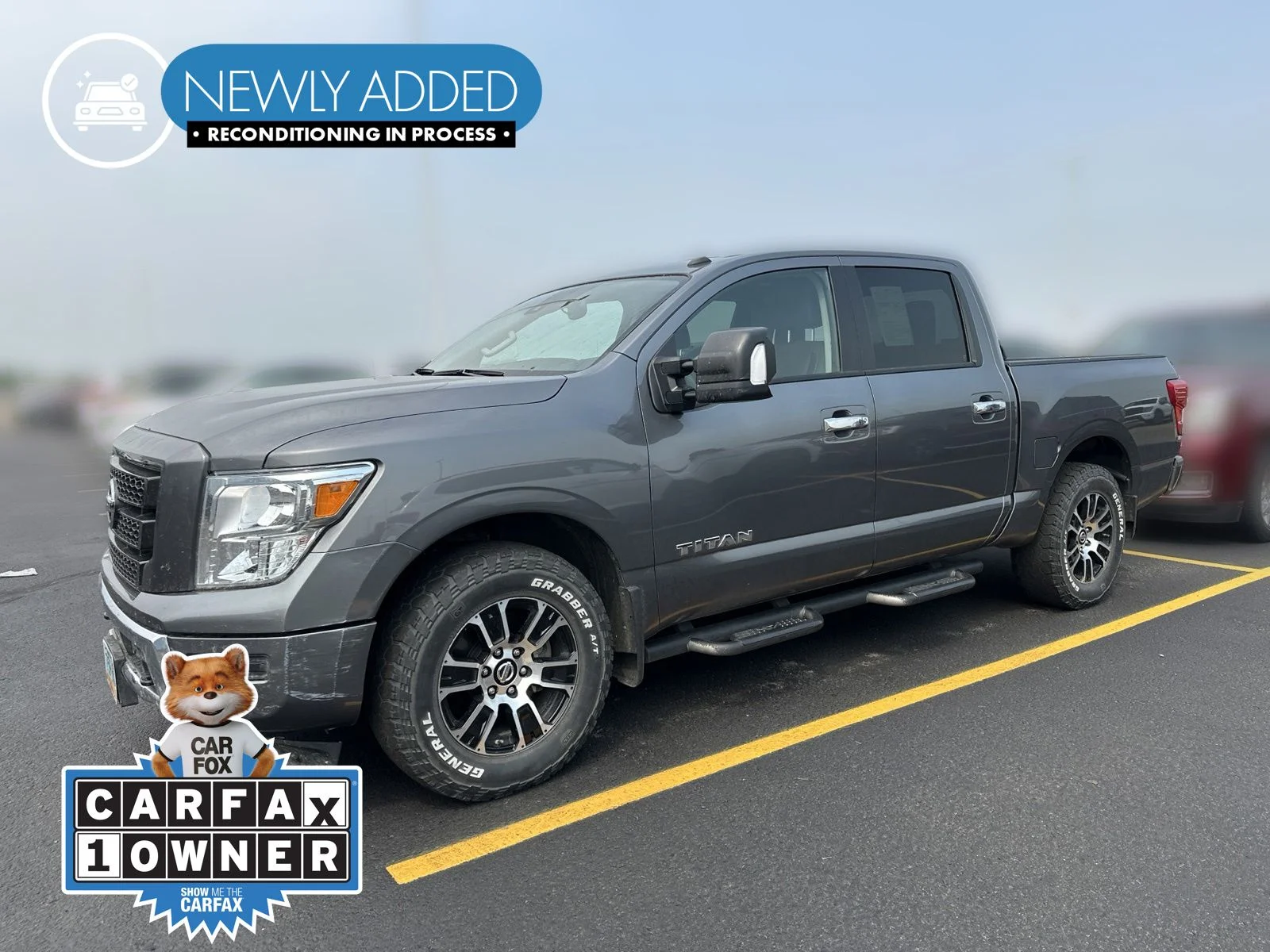 Used 2021 Gray Nissan SV image 1