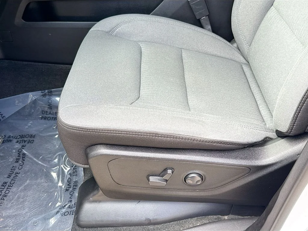 Used 2023 Bright White Clearcoat Ram Big Horn image 20
