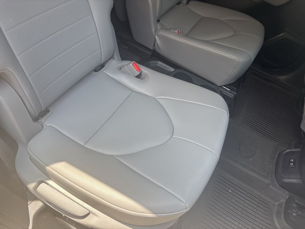 Used 2021 Blizzard Pearl Toyota XLE image 32