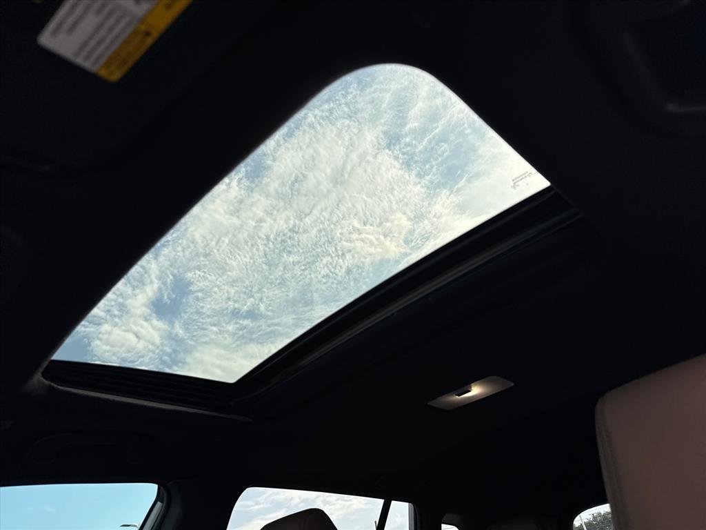 Used 2026 Wind Chill Pearl Toyota XLE image 19